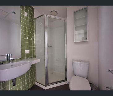 812/139 Bouverie Street, Carlton, Vic 3053 - Photo 6