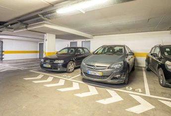 2 Bedroom Apartment with a view, Alto de Algés, Oeiras