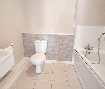 2 bedroom property to rent - Photo 4