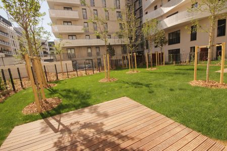 Appartement Ile de la Jatte, deux chambres en RDC, avec jardin de 146 m2. - Photo 4