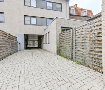 Gelijkvloers appartement met terras en garage - Foto 5