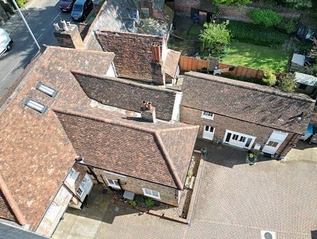 1 bedroom coach house to rent - Photo 4