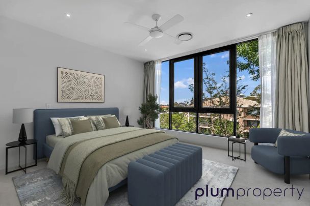 “Sophisticated St Lucia Residence with Ducted Air & Private Lift” - Photo 1