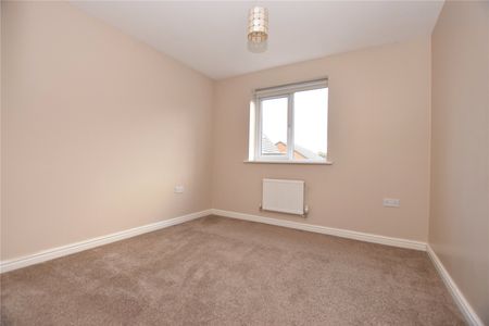 8, Oak Drive, Whinmoor, Leeds, LS14 2BF - Photo 4