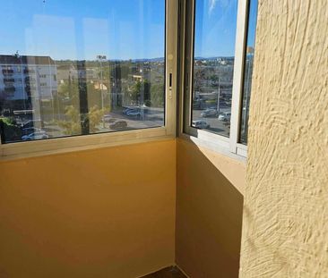 Location Appartement 3 pièces 60m² FREJUS 83600 - Photo 4
