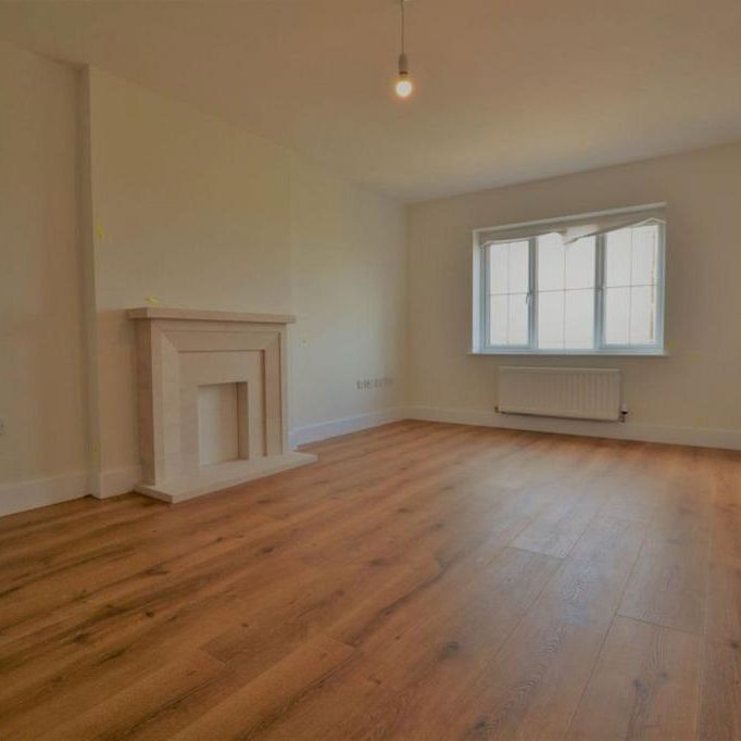 5 bedroom detached house to rent - Photo 1