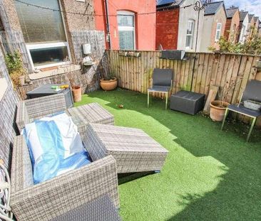 St. Albans Road, St. Annes, FY8 - Photo 2