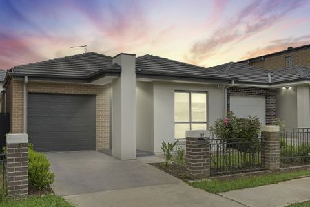 57 William Hart Crescent, Penrith - Photo 5