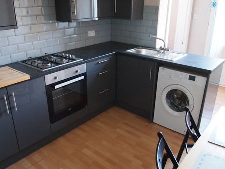 4 Bed Flat, Strathfillan Road, EH9 - Photo 5