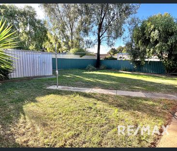 Lake Albert Family Living - Photo 6