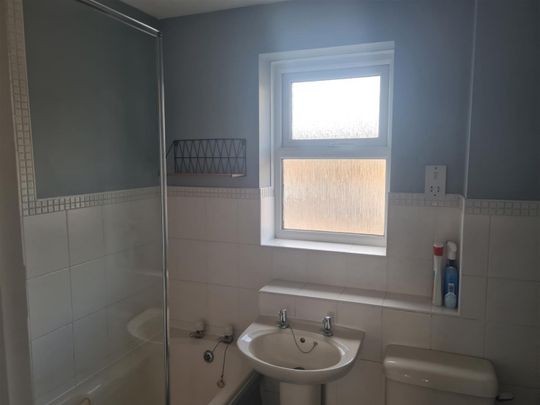 2 bedroom House To Let - Photo 1