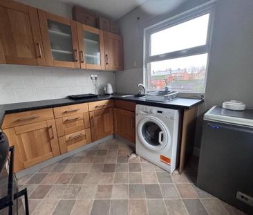 Apt 3, 66 Wellington Park, Belfast, BT9 6DP - Photo 2