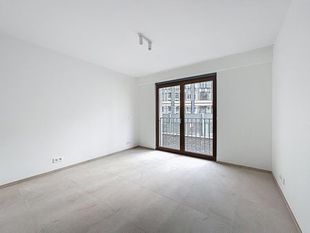 JOURDAN: Beautiful new 4 bedroom apartment - Photo 4