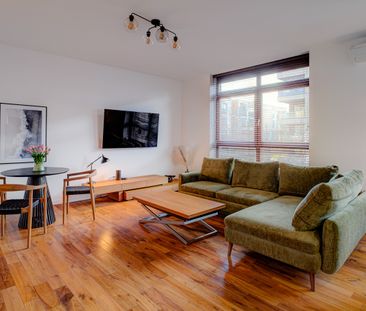 Elegancki duży 2 pokojowy apartament na wynajem - Zdjęcie 1