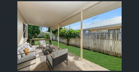 Modern convenient location in quiet cul-de-sac - Photo 5