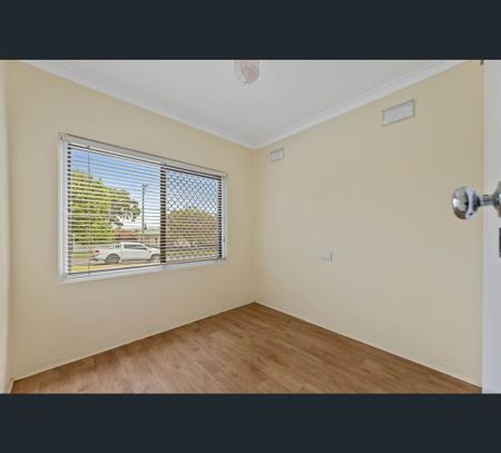 9 Murray Street, North Toowoomba, Qld 4350 - Photo 3
