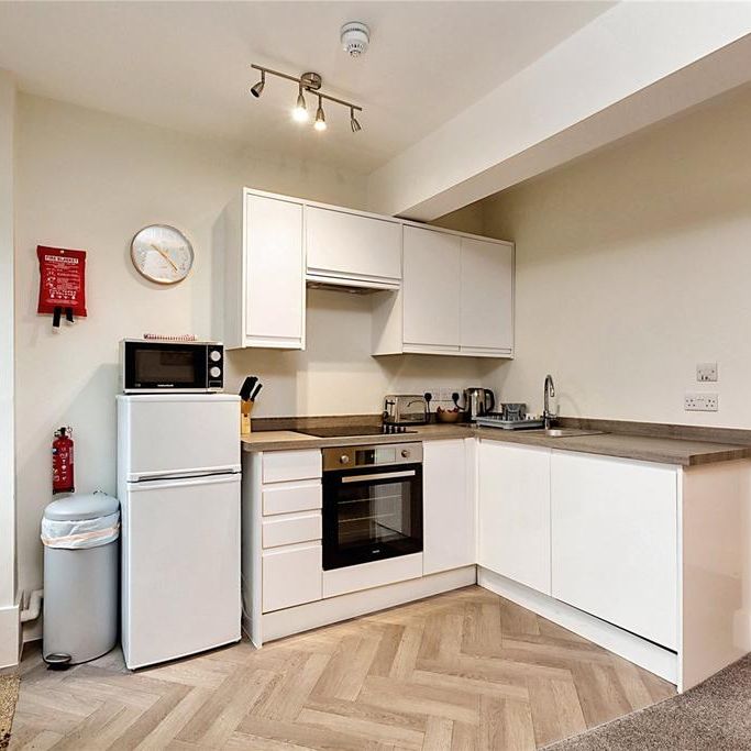 1 bedroom flat to rent - Photo 1