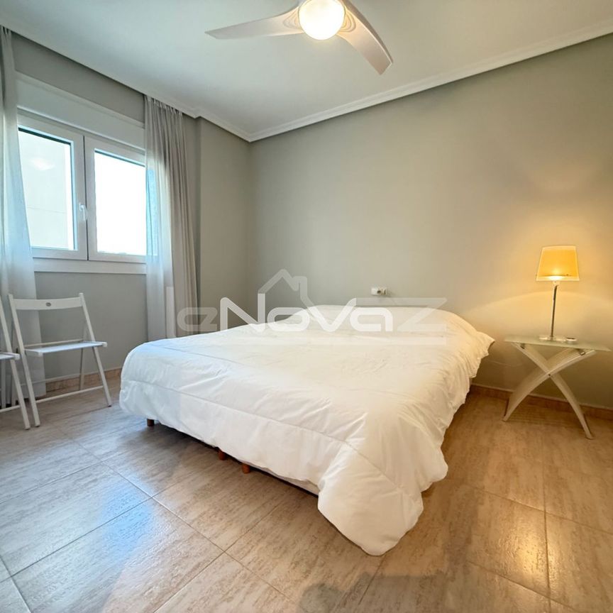 Noble luxury. Two bedroom apartment in a quiet urbanization overlooking the sea and golf cour - Photo 1