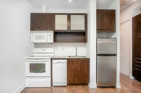 66 Portland Lofts , #305 - Photo 3