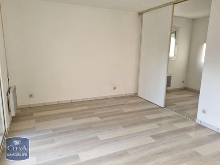 Location Appartement 1 pièce 32m² MONTPELLIER 34070 - Photo 2