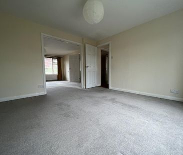 4 bedroom detached house to rent - Photo 5