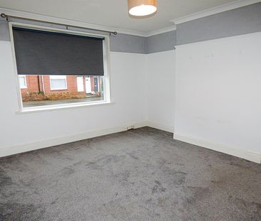 2 bed flat to rent in Victoria Street, Hebburn, NE31 - Photo 1