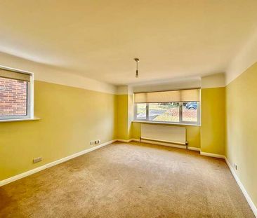 Hillview Road, Hythe, SO45 - Photo 2