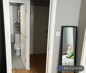 1 bedroom flat to rent - Photo 6