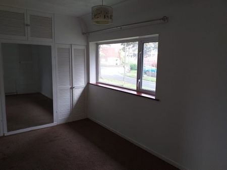 2 Bed Flat, Great Barr, B43 - Photo 3