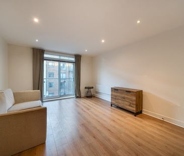 Desvignes Drive, London, SE13 - Photo 2