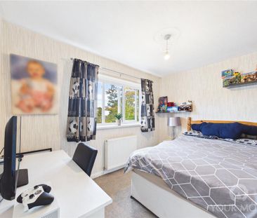 2 bedroom end of terrace house to rent - Photo 5