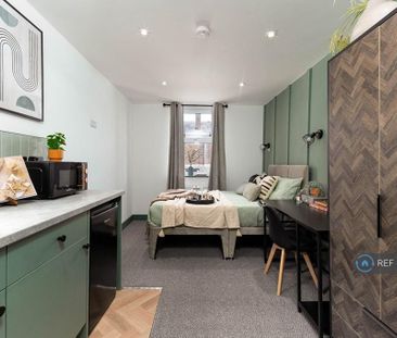 1 bedroom in a house share to rent - Photo 5