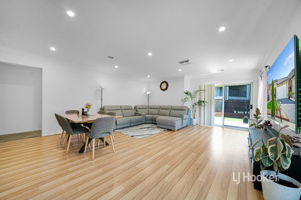 5 Jansar Street, Point Cook VIC, Belconnen - Photo 1