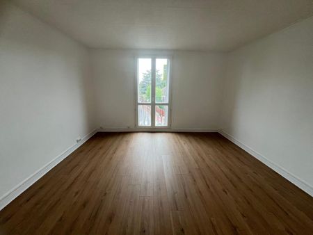 Location Appartement 3 pièces 72m² FRESNES 94260 - Photo 5