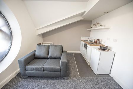 1 bedroom flat to rent - Photo 2