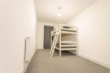 2 Bedroom Flat To Let - HP12 - Photo 2