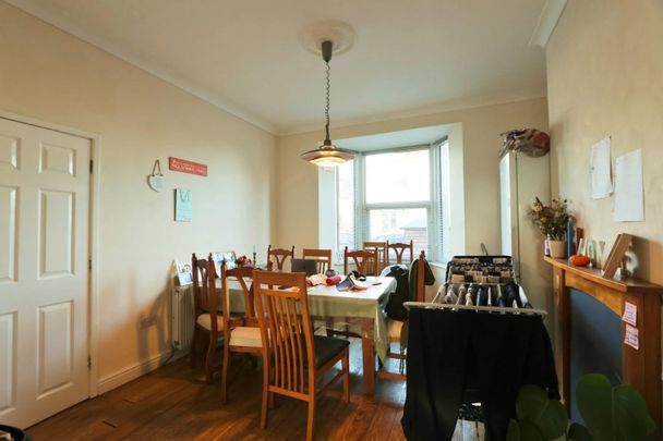 8 Bed Terraced House, Beauley Road, BS3 - Photo 1