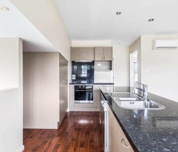 City Fringe Living - Photo 1