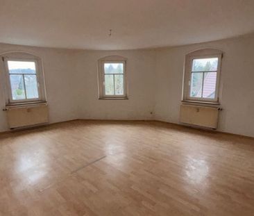 Wunderschöne 2-Zimmer-DG-Wohnung in Chemnitz - Foto 1