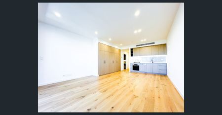 Spacious & Stylish 2-Bedroom Apartment in the Heart of Lindfield Village - Photo 2