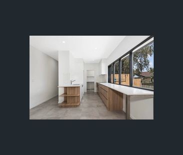 3/218 Buckland Road, Nundah, Qld 4012 - Photo 3