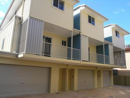 6/11 Pembroke Street, 4152, Carina Qld - Photo 4