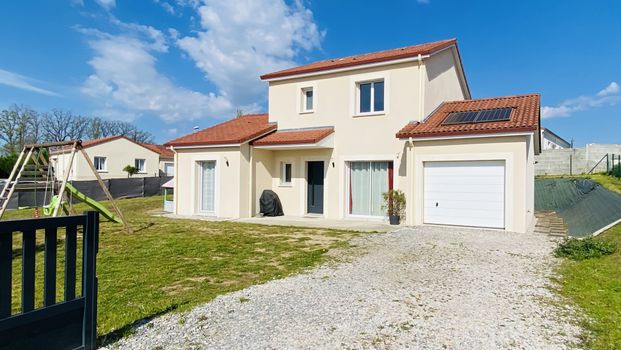 Maison T6 avec garage - LANDOUGE - Photo 1