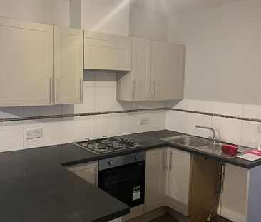 2 Bed Flat, Holme Lane, S6 - Photo 4