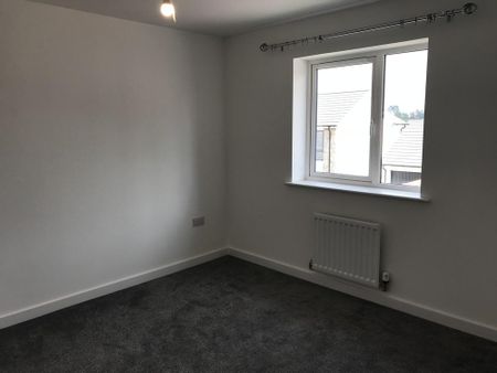 3 bedroom detached house to rent - Photo 2