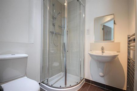 2 bedroom terraced house to rent - Photo 5