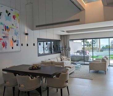 Alquiler de chalet adosado en Calle de la Bahìa - Photo 6