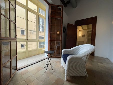 Apartamento amueblado de diseño, 2 dormitorios, zona La Calatrava en Palma - Photo 4