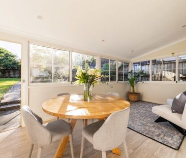 A Tranquil, Leafy and Convenient Home - Photo 3