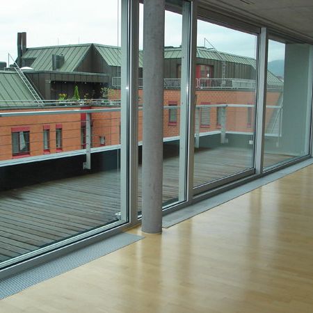 2.5 Zimmer, 106 m², 3. Stock - Photo 1